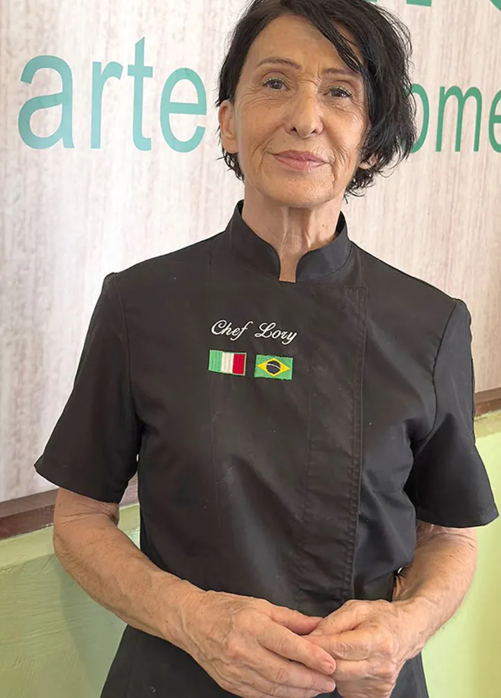 Imagem ilustrativa da imagem Workshop “Pintura em taças”, dia 11, no Espaço Casario