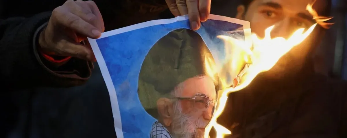 EUA anunciam sanções contra autoridades e empresas iranianas