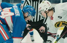 O que é ‘Heated Rivalry’, série que virou fenômeno inesperado nos EUA e agora chega ao Brasil?