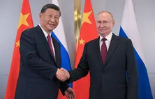 Xi Jinping e Putin reforçam parceria em troca de mensagens de Ano Novo