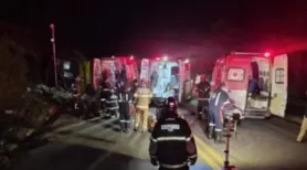 Mãe e filha de 1 ano estão entre os cinco mortos em acidente de ônibus que saiu de AL para SC