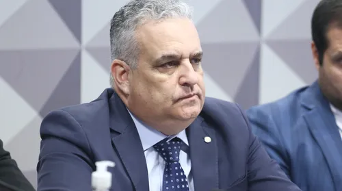Alfredo comunica a JHC sua intenção de disputar vaga no Senado - Imagem