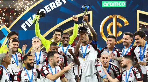 Arrascaeta faz 2 gols, Fla vence Cruz Azul e avança no Mundial - Imagem