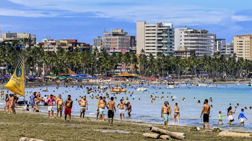 Calor intenso pode levar termômetros a 33°C nesta terça-feira (30) em Maceió - Imagem