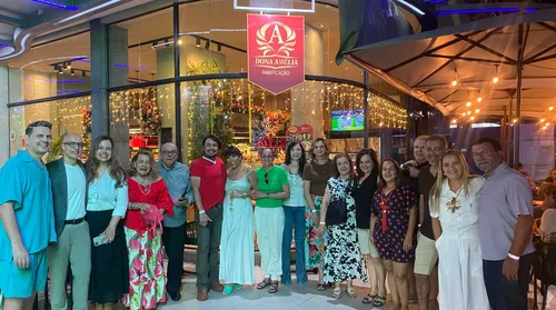 Comemoração dupla: Confraternização Natalina e celebração do Dia do Colunista Social - Imagem