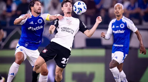 Cruzeiro e Corinthians se enfrentam pela ida da semi da Copa do BR - Imagem