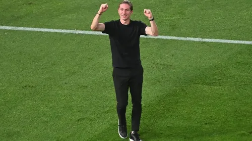 Filipe Luís renova contrato e técnico segue no Flamengo - Imagem