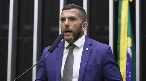 Oposição consegue assinaturas para CPMI do Banco Master - Imagem