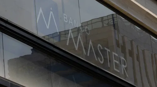 Relator no TCU decide paralisar inspeção do BC no caso Master - Imagem