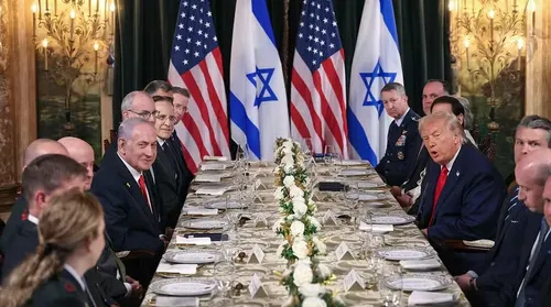 Trump anuncia ataque em área de Porto da Venezuela - Imagem