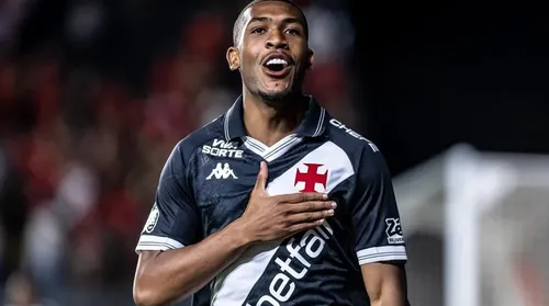 Vasco segura Rayan e vê atacante se valorizar no mercado - Imagem