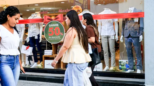 Vendas de fim de ano devem registrar aumento de 7%, diz Aliança Comercial - Imagem