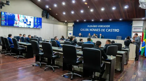 Câmara reabre sob divisão interna e judicialização das contas de Rui - Imagem