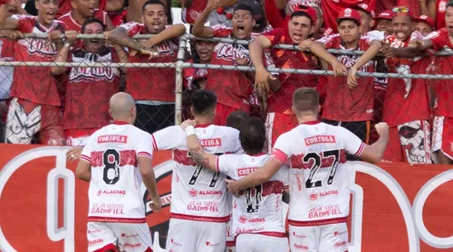 CRB vence Penedense e assume liderança isolada do Alagoano - Imagem