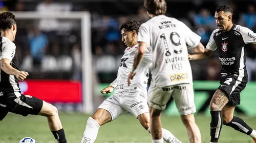 Santos e Corinthians fazem clássico na Vila Belmiro pelo Paulistão - Imagem