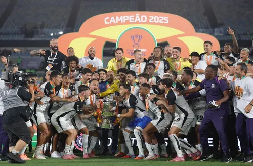 Corinthians vence o Vasco e conquista tetra da Copa do Brasil