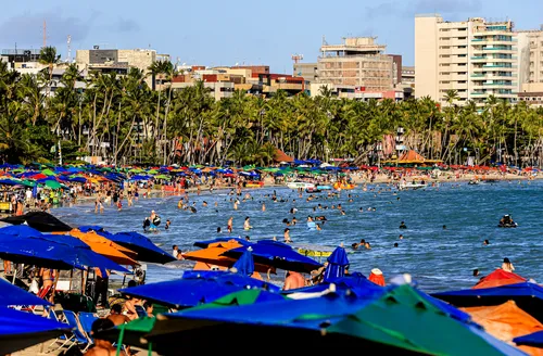 Maceió é o destino mais procurado do Brasil no verão 2025/2026