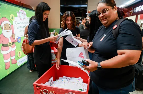 Papai Noel dos Correios ainda tem 1,9 mil cartas