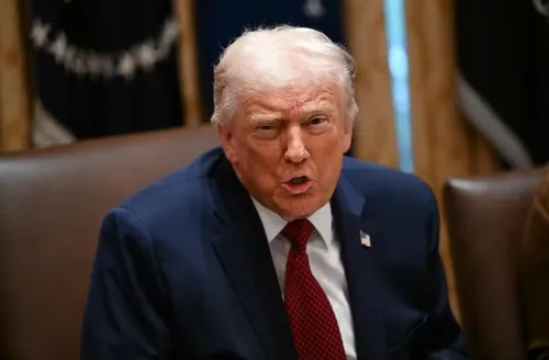 Trump anuncia apreensão de petroleiro na costa da Venezuela