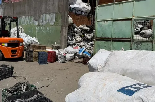 Dono de ferro-velho é preso na Serraria por receptação de fios furtados