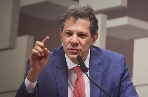 CVM rebate Haddad sobre transferir controle de fundos para Banco Central
