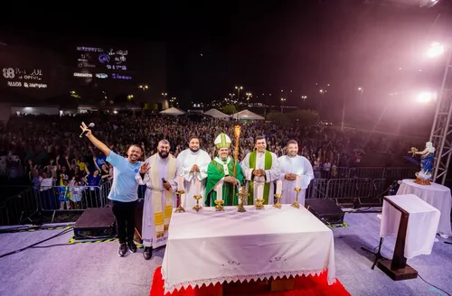Luau com Cristo vai reunir nomes da música católica
