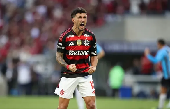 Arrascaeta supera Messi e vence prêmio Rei da América