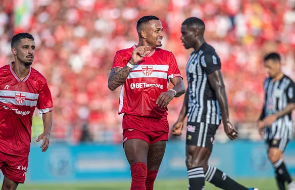 CRB acerta venda do atacante Léo Pereira ao futebol europeu