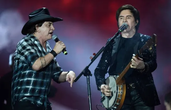 'Evidências' é a música mais tocada em shows no Brasil em 2025