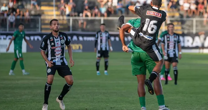 Alvinegro dominou as ações no Fumeirão, mas não saiu do empate sem gols