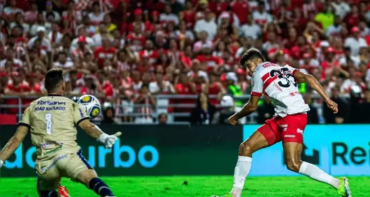 João Neto será atacante do Galo em 2026