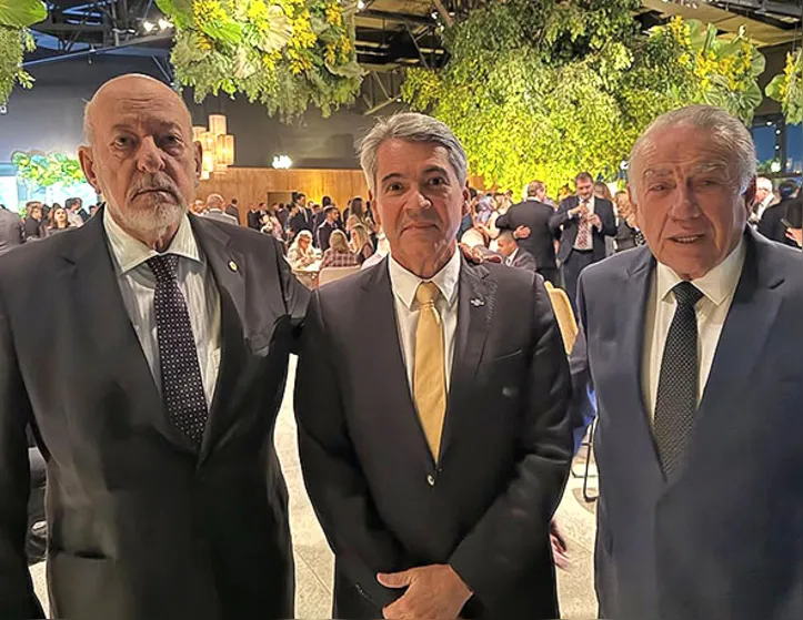 Imagem ilustrativa da imagem Cerimônia de posse de João Martins foi prestigiada por executivos alagoanos