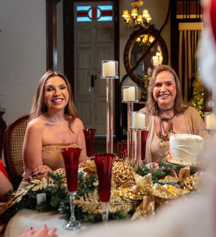 Imagem ilustrativa da imagem Comemoração dupla: Confraternização Natalina e celebração do Dia do Colunista Social