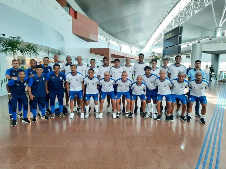 Delegação azulina embarcou para São José do Rio Preto