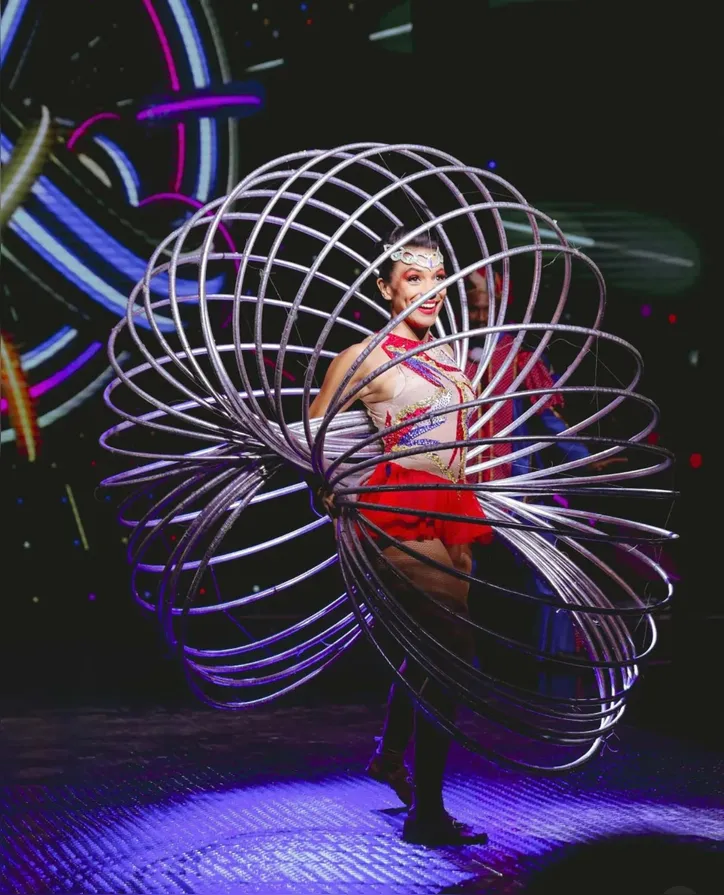 Nathalia Malta foi assistir à apresentação do circo e de lá não mais saiu: hoje é bambolista e bailarina