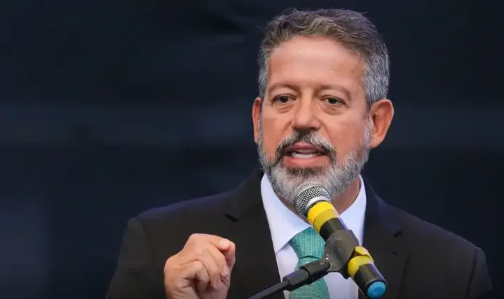 Imagem ilustrativa da imagem Disputa para Governo e Senado segue em aberto diante de indefinição de JHC