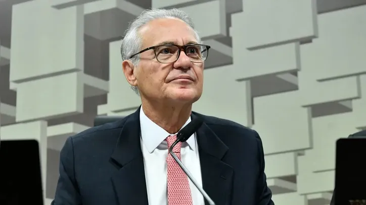 Imagem ilustrativa da imagem Disputa para Governo e Senado segue em aberto diante de indefinição de JHC