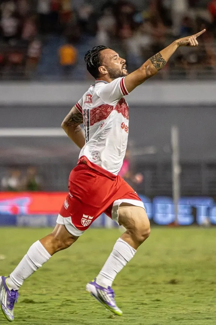 Giovanni não faz mais parte do elenco regatiano