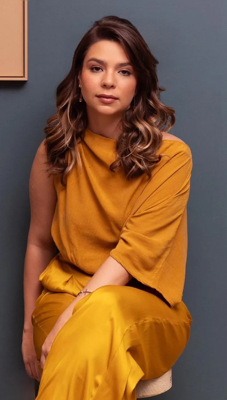 Diretora comercial da Engemat, LUIZA BRASILEIRO estará à frente, hoje, na Associação Comercial de Maceió, do lançamento do livro “Alagoas e seu legado arquitetônico”, que reúne cinco décadas de projetos que marcaram gerações