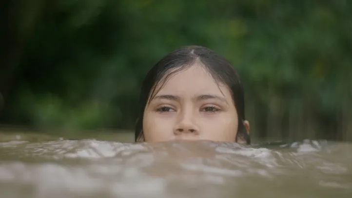 Imagem ilustrativa da imagem ‘Manas’: a água que afoga o silêncio