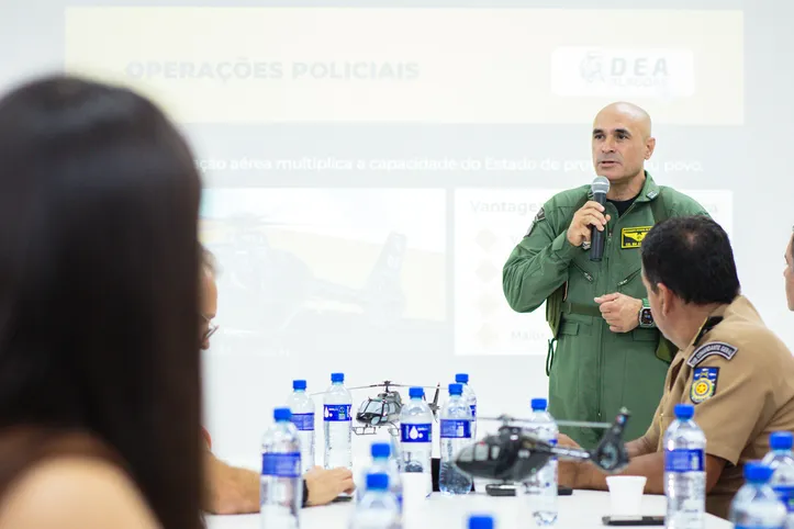 O Departamento Estadual de Aviacao apresenta os resultados do primeiro ano de operacao para a imprensa e autoridades. 
Foto: Pei Fon/ Agencia Alagoas