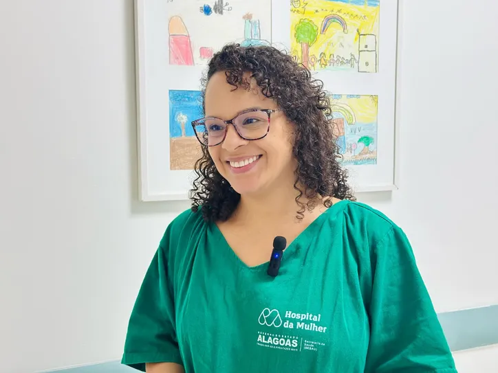 A médica obstetra do Hospital da Mulher Ianara Lemos avalia que o cenário é resultado da falta de incentivo ao parto normal durante o pré-natal