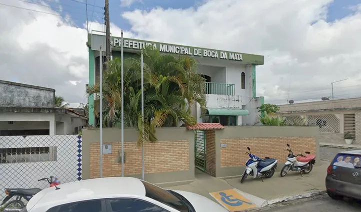 Decreto da Prefeitura de Boca da Mata determinou a rescisão de todos os contratos temporários