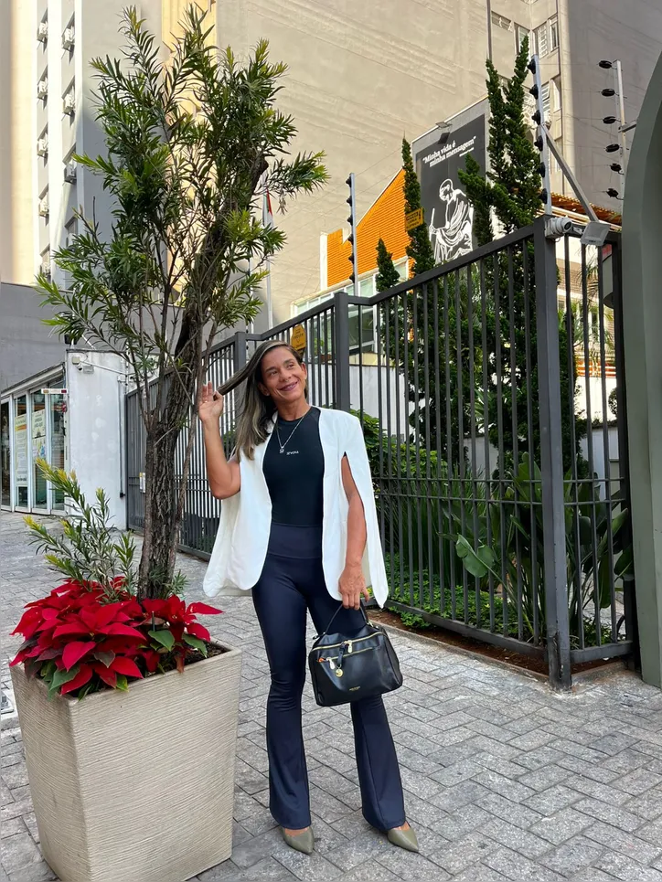 Daisy Nascimento é adepta ao estilo athleisure