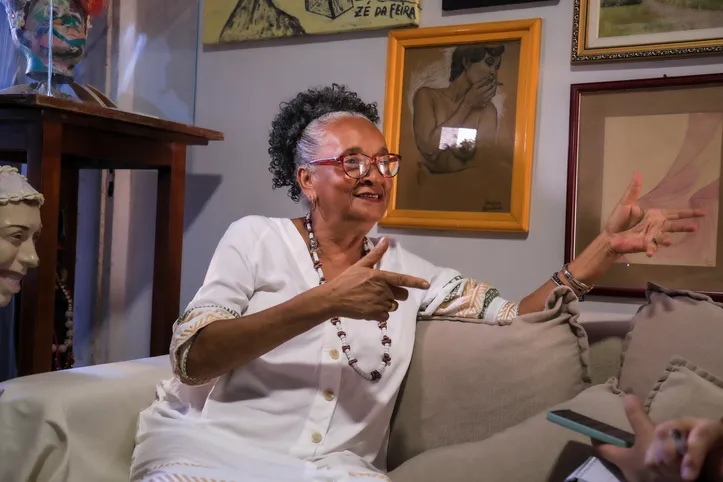 30 anos depois do fim da boate Areia Branca, Rosa Mossoró celebra o próprio legado e diz sentir orgulho da história do pai