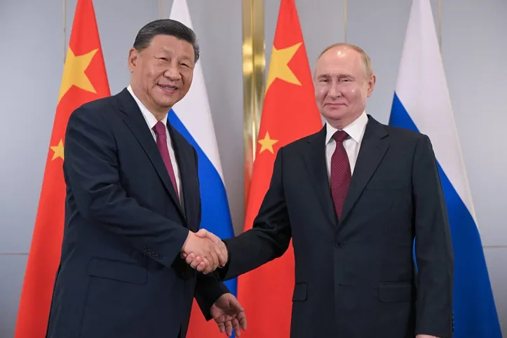 Xi Jinping e Putin trocaram mensagens de ano novo ontem