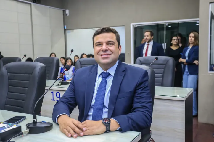 Vereador Marcelo Palmeira apresentou parecer favorável à aprovação da Lei Orçamentária de Maceió para 2026