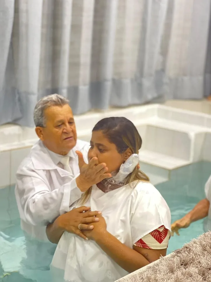 Semana de conferência termina neste domingo, com batismos