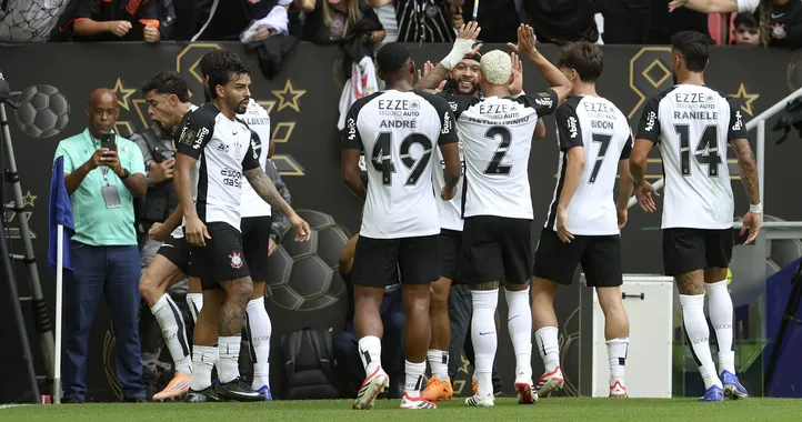 Corinthians aplicou 2 a 0 no Fla e ficou com o título da Supercopa