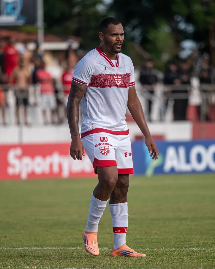 Mikael está motivado e espera fazer gol pelo CRB no clássico